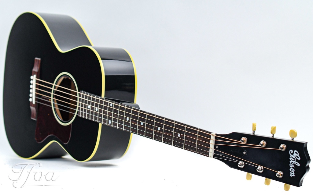 Gibson L00 Original Ebony | The Fellowship of Acoustics Gibson L00 Original Ebony | The Fellowship of Acoustics